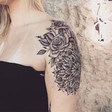 Floral Shoulder And Arm Tattoo For Women Shoulder Tattoos For Women Shoulder Tattoos For Females Body Tattoo Design