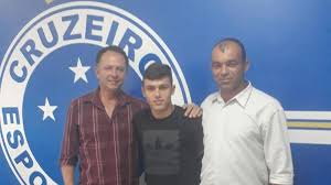 Dispensado do Coritiba, garoto com passagem por seleção fecha com Cruzeiro