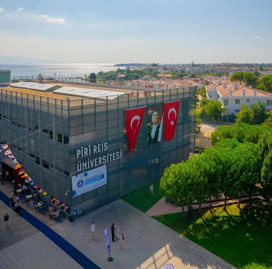Piri Reis Üniversitesi