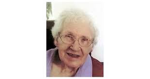 Elizabeth Sass's Instagram, Twitter & Facebook