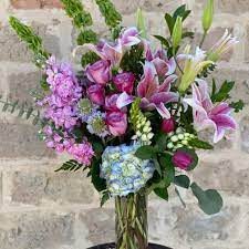Senior care provider for medical, wellness, dental, and pharmaceuticals with locations throughout florida. San Antonio Florist Flower Delivery By Heavenly Floral Designs