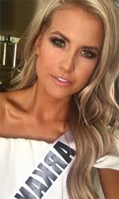 Abby Floyd's Instagram, Twitter & Facebook