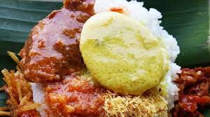 Minumnya es kelapa kopyor yang juga seger dan manis. Https Tribunjatimtravel Tribunnews Com 2021 04 30 Es Teller Berubah Bentuk Pilihan Hampers Kue Unik Andalan Domicile Kitchen Lounge Https Cdn 2 Tstatic Net Tribunjatimtravel Foto Bank Images Es Teller Cake Domicile Kitchen And Lounge Jpg Es Teller