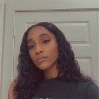 Kiara Simmons's Instagram, Twitter & Facebook