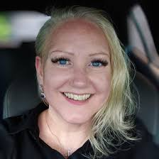 Are there hosting gigs hiring around Nashville?