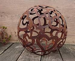 Bunt bemalt verwandeln sich graue steine in lustige gesichter. Terracotta Toepfe De Kugel 30 Cm Aus Metall Edelrost Rost Herz Streifenbandkugel Eisen Deko Garten Streifen Hochzeit Valetin Weihnachten Advent Muttertag Amazon De Kuche Haushalt