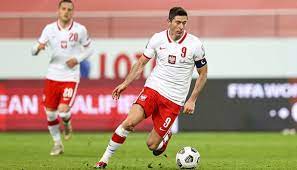Gegen wen spielt polen bei der fußball em 2021? Em 2021 Polen Kader Spiele Chancen Wetten