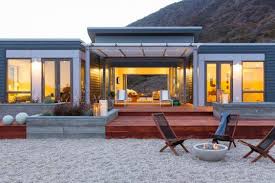 Blu Homes Drops Prices By 140 000 With Their New 2015 Product Line Modular Home Builders Method Homes Prefab