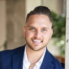 Lance Woodward's Instagram, Twitter & Facebook