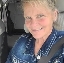 Who are some recommended hair and makeup artists in Berkeley County?