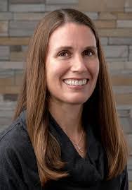 Mandy Lowe's Instagram, Twitter & Facebook