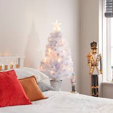 From santa figures to animals, we cover it all. Fibre Optic White Photo Clip Artificial Christmas Tree