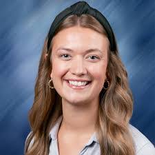 Lauren Beeson's Instagram, Twitter & Facebook