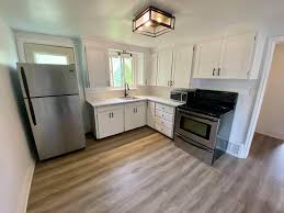 Entire apartment hosted by john & olena. Ftqpqc956cy9jm