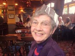 Walking in memory of kim" started today. Kim Farrell sadly passed last year  25th February, however her spirit lives on, so I am fundraising in her  honor for cancer research uk. Kim