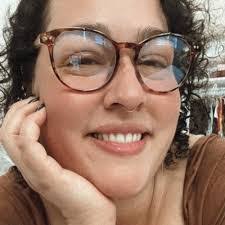 Lina Leonard's Instagram, Twitter & Facebook