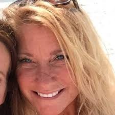 lisa thurber (@lvt1213)