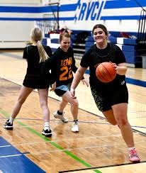 Despite Short Bench Cyclones Girls Aim For High Tempo Game — MJ Independent