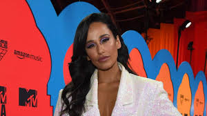 O cantor e compositor fernando tordo celebra 70 anos de vida e 50 de canções em palco, com um octeto jovem e convidados. Rita Pereira Em Lagrimas Com Testemunho De Jovem