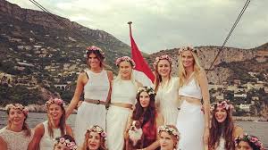 But we've got you covered—take a deep breath, and check out these 10 do's and don'ts of planning a bachelorette party that'll make the whole process easier, so that you can plan the best bash ever. How To Throw The Perfect Bachelorette Party Vogue