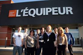 What ﬁrst started as doors and windows and renovations shop, has grown into a business that offers a variety of services in the above. L Equipeur A Ouvert Ses Portes A Saint Georges Enbeauce Com