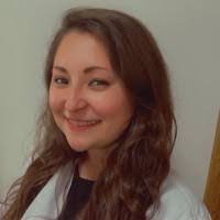 Kelly Quigley's Instagram, Twitter & Facebook