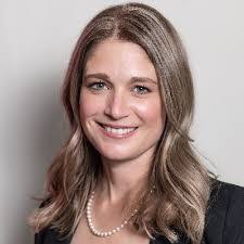 Samantha Kelch's Instagram, Twitter & Facebook