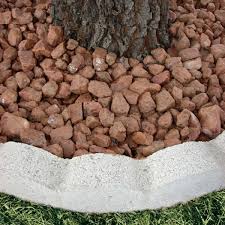 Decorative rock mounds consist of elevated piles of rocks built on level ground. Vigoro 0 5 Cu Ft Bagged Vista Red Decorative Stone 53421v The Home Depot