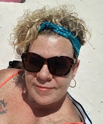 HOW MANY DOTS DOTSDOYOU DO YOU SEE!? Only for geniuses.