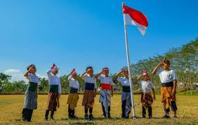 Lirik 17 agustus 1945tujuh belas agustus tahun empat limaitulah hari kemerdekaan kitahari merdeka nusa dan bangsahari lahirnya bangsa indonesiamerdekasekali. Sejarah Hari Kemerdekaan Indonesia 17 Agustus 1945 Futuready