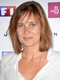 With sarah bernhardt, audrey hepburn, isabelle adjani and sophie marceau as models, she joined the montpellier conservatory of dramatic art and then studio pygmalion two years later. Julie De Bona Height Weight Size Body Measurements Biography Wiki Age