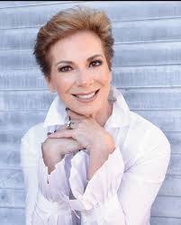 Donna Metts's Instagram, Twitter & Facebook