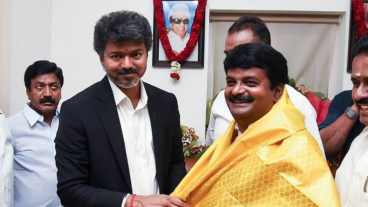 முதல்வர் விஜய் தலைமையில் தவெகவில் இணைகிறார் சி. விஜயபாஸ்கர்! | Former  minister C. Vijayabaskar, who recently quit the AIADMK, will join TVK along  with his supporters on july 2. - தினமணி