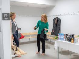Annie lööf is an actress, known for solsidan (2017), en bra vecka för demokratin (2018) and extra! Annie Loof S Feet Wikifeet