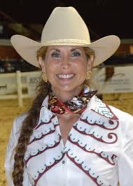 Lynda Pennington's Instagram, Twitter & Facebook