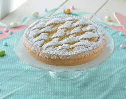 Versare il composto di crema e grano in una ciotola capiente, aggiungere il composto di ricotta, zucchero e. Pastiera Con Crema Pasticcera Ricetta Di Mamma Un Pizzico Di Pepe Rosa