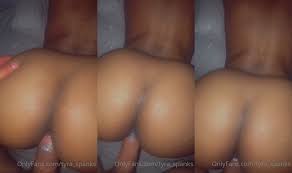 Tyra_spanks