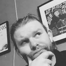 Kommer det ikke en ny episode snart, tenker du kanskje? Joda, det gjør det,  men han i bildet og han andre uten hår har vært litt travel på nyåret. Men  den første