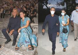 Όλγα κεφαλογιάννη και μίνως μάτσας παντρεύτηκαν στις σπέτσες (φωτο). Olga Kefalogiannh Minws Matsas Kykloforei Dhmosia Pia To Neo Zeygari Ths Polhs Newsbreak