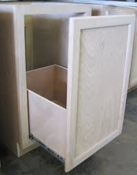 Kitchen Base Cabinet Used For Tilt Out Trash Bin Google Search Muebles Bajos De Cocina Muebles Bajo Mesada Diseno Muebles De Cocina