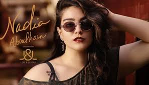 Blogger Arched Eyebrow x navabi Team Up For a Bold Collection!