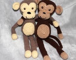 Durch seine kleine größe eignet sich der affe auch perfekt als anhänger für taschen und rucksäcke oder einfach als kuscheltier für groß und klein. 0ropzl 3wesfhm