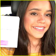 There are certain colors that you should not wear when having an identification photo taken. Jenna Ortega Gets Her Driver S Permit See The Pics Jenna Ortega Just Jared Jr