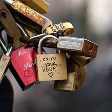 Bagi kamu yang ldr, ini 23 lagu tentang ldr yang wajib kamu dengerin! 12 Quotes Ldr Romantis Terbaik Untuk Si Dia Tokopedia Blog