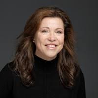 Stephanie Eisenbraun's Instagram, Twitter & Facebook