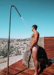 Nate Garner: Muscular YouTuber and TikToker with a monster cock ! — Twink  Blog