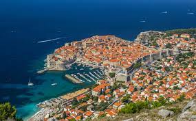 Its population is about 43,000 in 2011. Dubrovnik Reisefuhrer Auf Wikivoyage