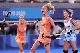 Bij de olympische spelen van 2016 werd de naam teamnl reeds gebruikt, maar in 2020 wordt die naam directer gekoppeld aan het grotere project van noc*nsf. Jrg48svm L1scm