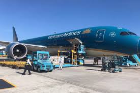 1 triệu liều vắc xin này thuộc hợp đồng đặt mua 5 triệu liều của sapharco với đối tác sinopharm. Hinh áº£nh May Bay Chá»Ÿ 500 000 Liá»u Váº¯c Xin Covid 19 Sinopharm Vá» Ná»™i Bai Vietnamnet
