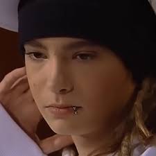 El piercing en tu labio es perfecto